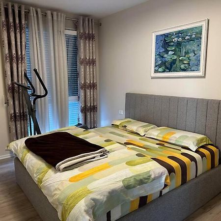Family Friendly 2 Bedroom Apartment Eden Gardens Tirana City Center Exteriér fotografie